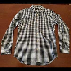 Banana Republic Long Sleeve Button Down-Medium